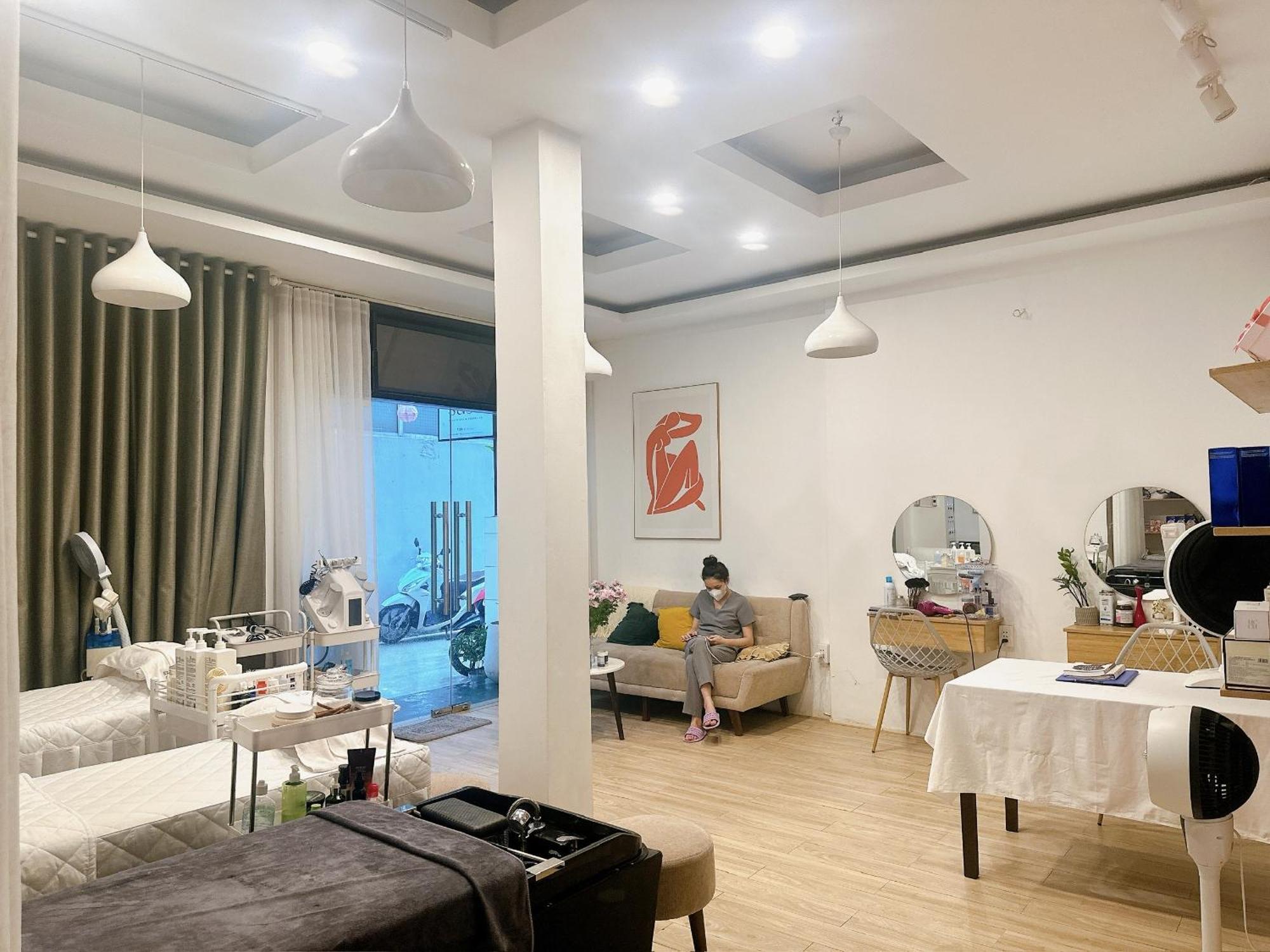 Dong Loi Hotel Hue Exteriör bild